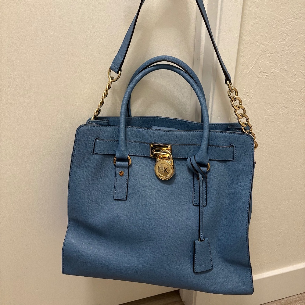 Large and heavy Michael Kors “Hamilton” bag - blue